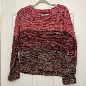 💛 Size medium well loved sweater 💛